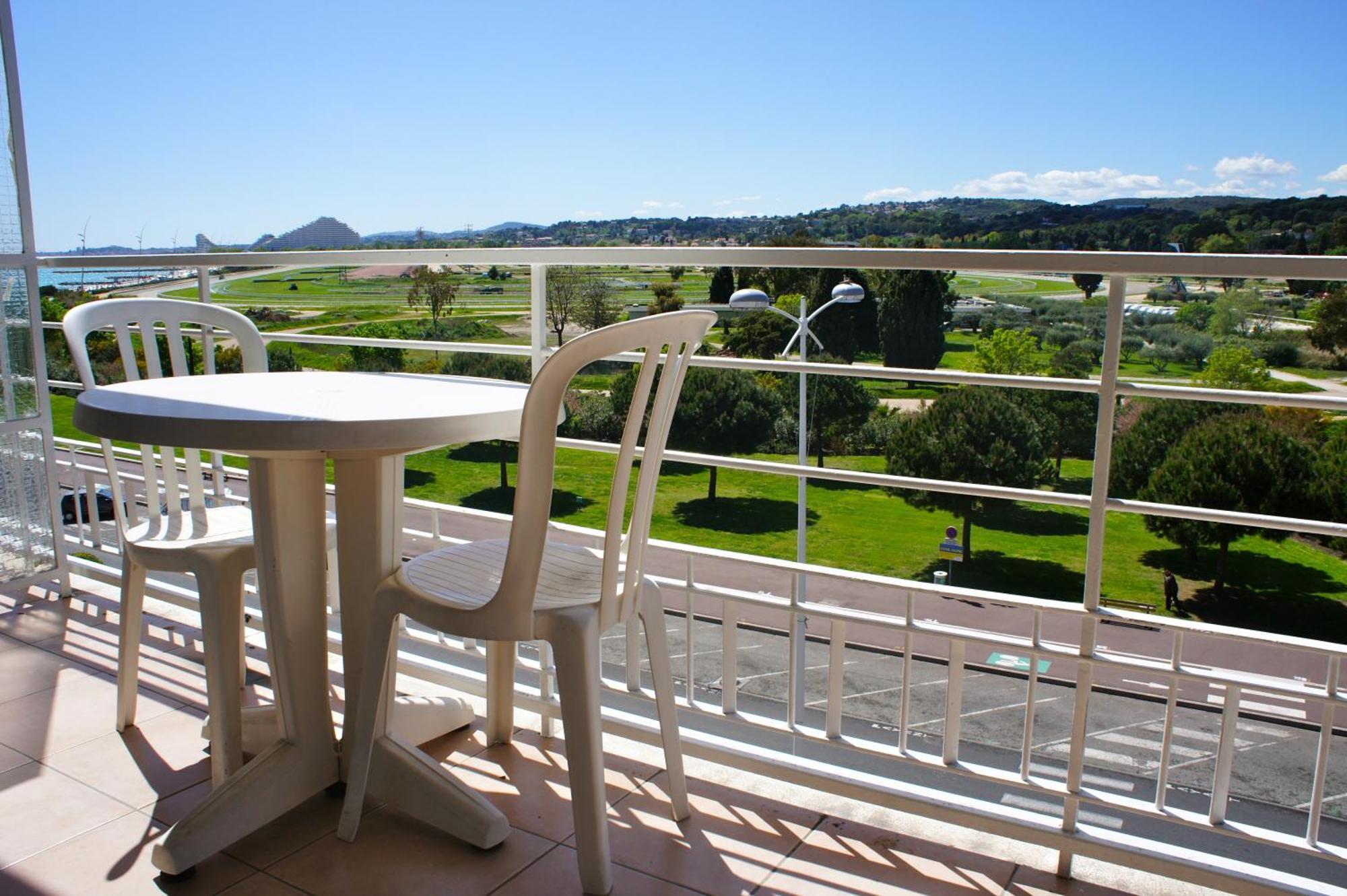 Residence Meublee Studiotel Cagnes-sur-Mer Exterior foto
