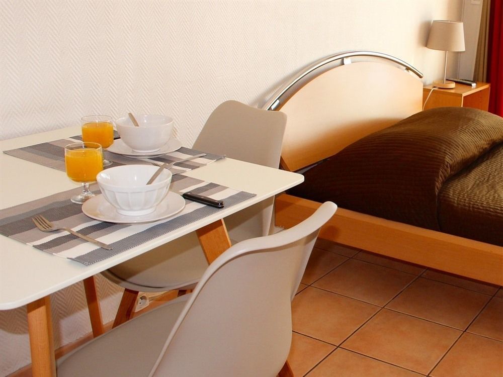 Residence Meublee Studiotel Cagnes-sur-Mer Exterior foto