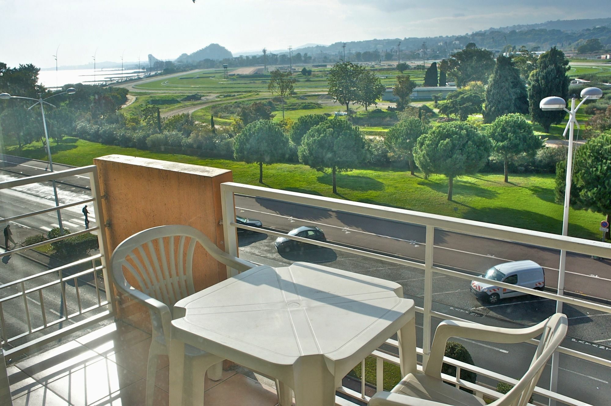 Residence Meublee Studiotel Cagnes-sur-Mer Exterior foto